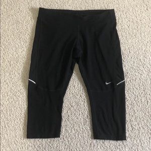 Women’s Nike Dri-Fit Capris